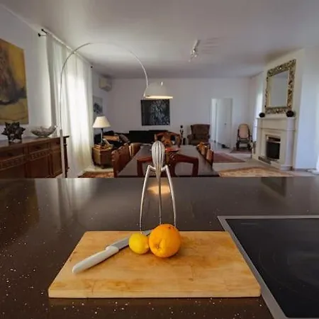 Blue Lagoon Estate, Villa Amarynthos