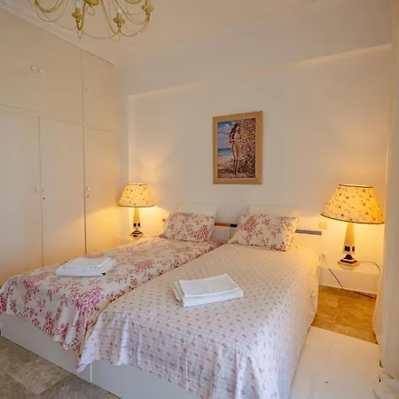 Villa Blue Lagoon Estate,