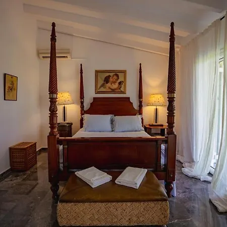 Villa Luna Bay